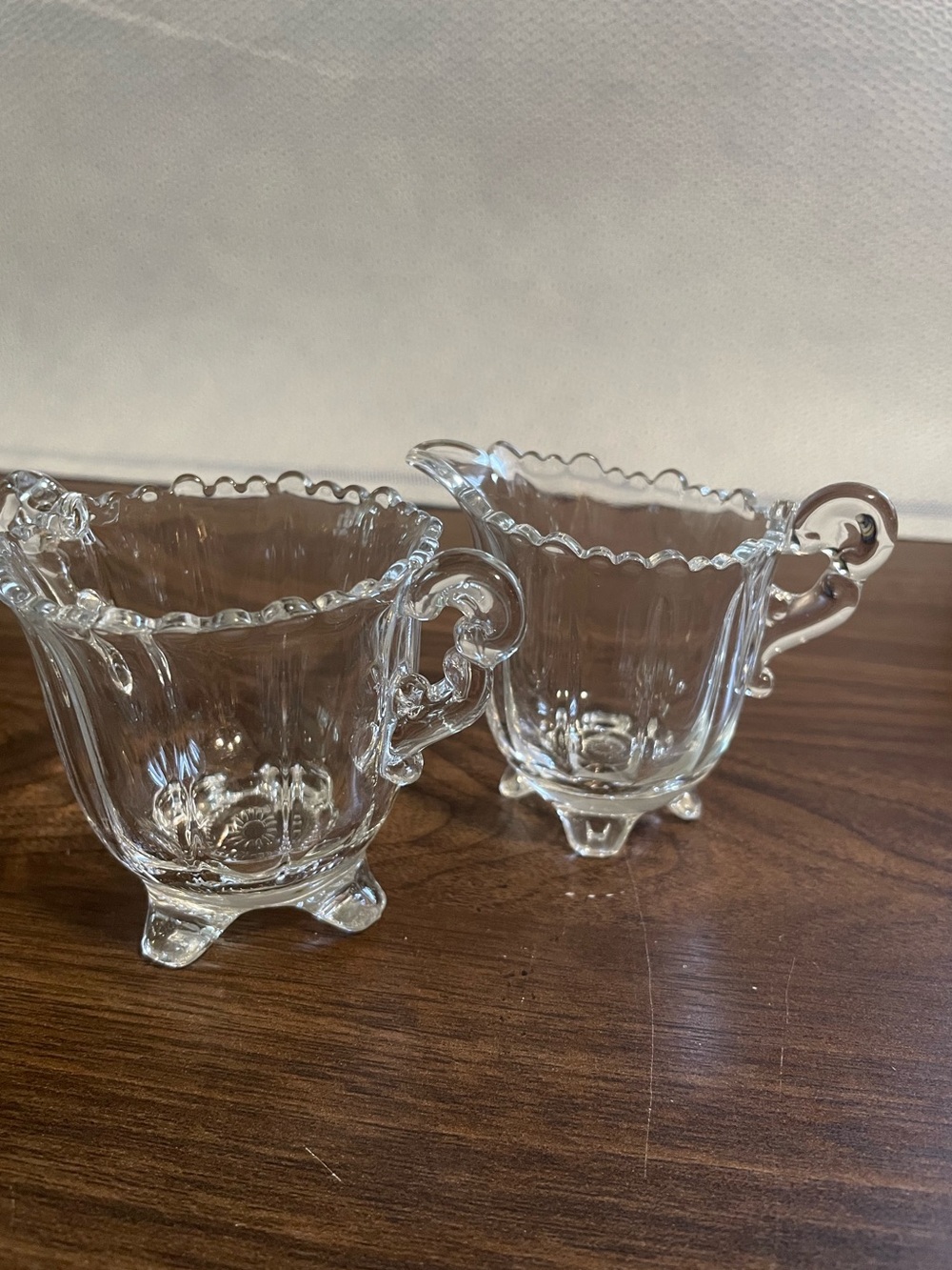 Clear Glass Creamer and Sugar Set with Scalloped Rim